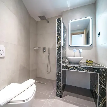 Hilltop Luxury With Private Pool And Sea View Achlada