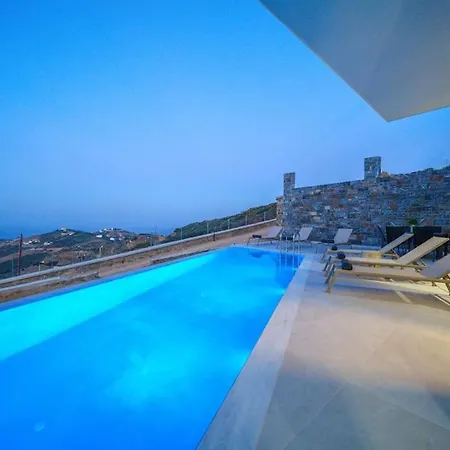 Hilltop Luxury With Private Pool And Sea View *